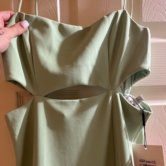 COPY - Hello Molly Dress - Picture 7 of 11